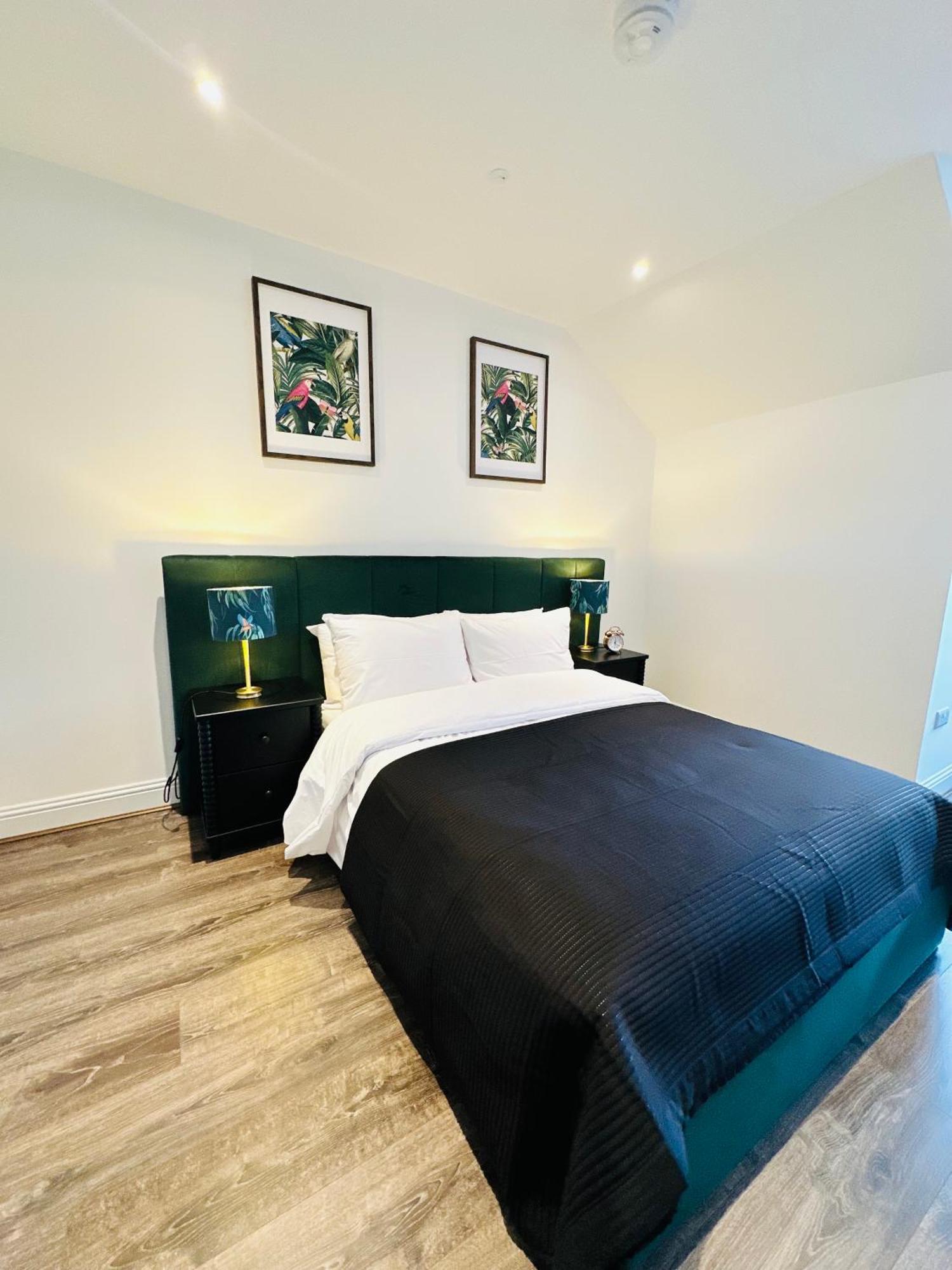 Barnet House Serviced Apartments Dunfermline Exterior foto