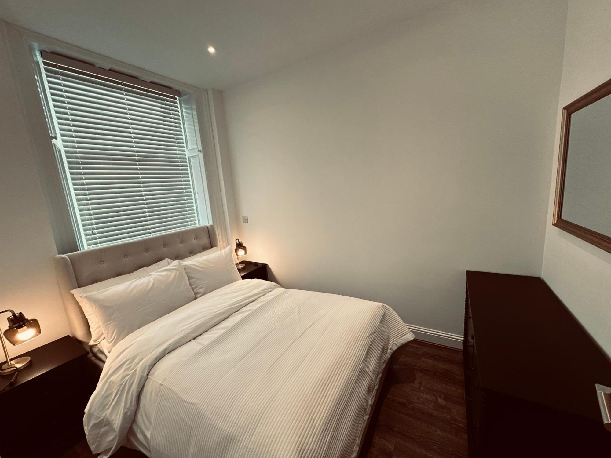 Barnet House Serviced Apartments Dunfermline Exterior foto